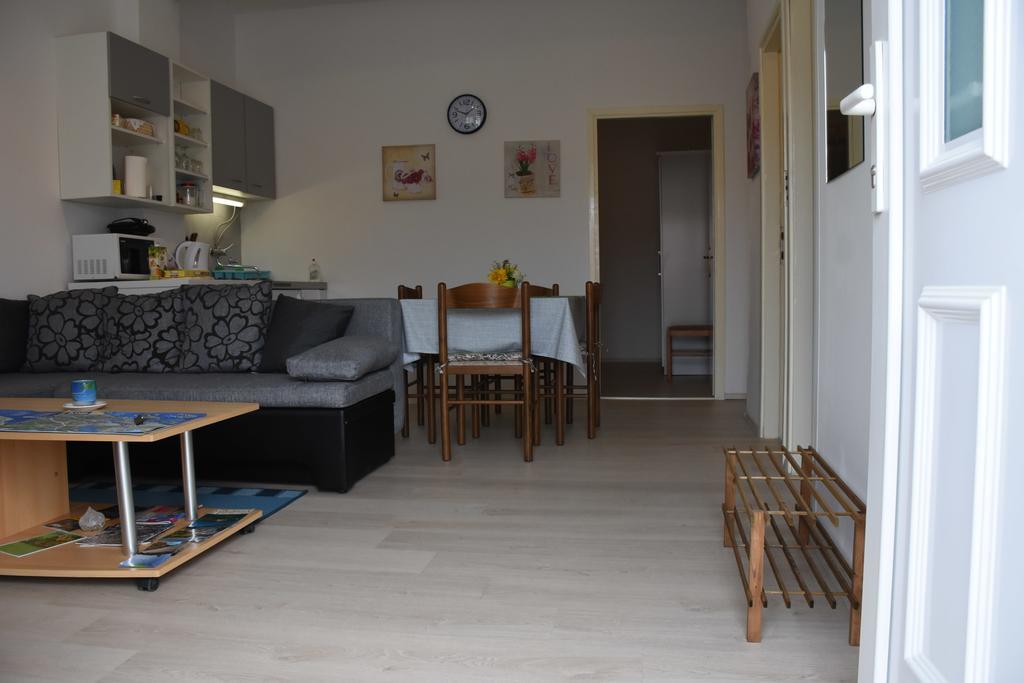 Apartment Majda Sibenik Bagian luar foto
