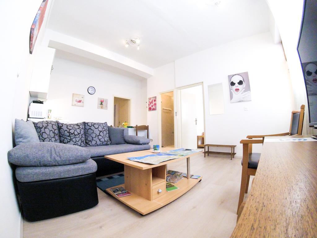 Apartment Majda Sibenik Bagian luar foto